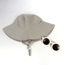 Load image into Gallery viewer, Bucket Hat + Matching Sunnies