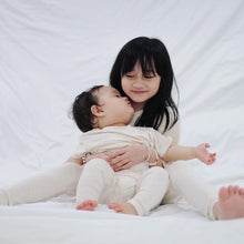 Load image into Gallery viewer, Shirt and Leggings - Oat