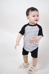 Raglan T-Shirt - Black & Stripes