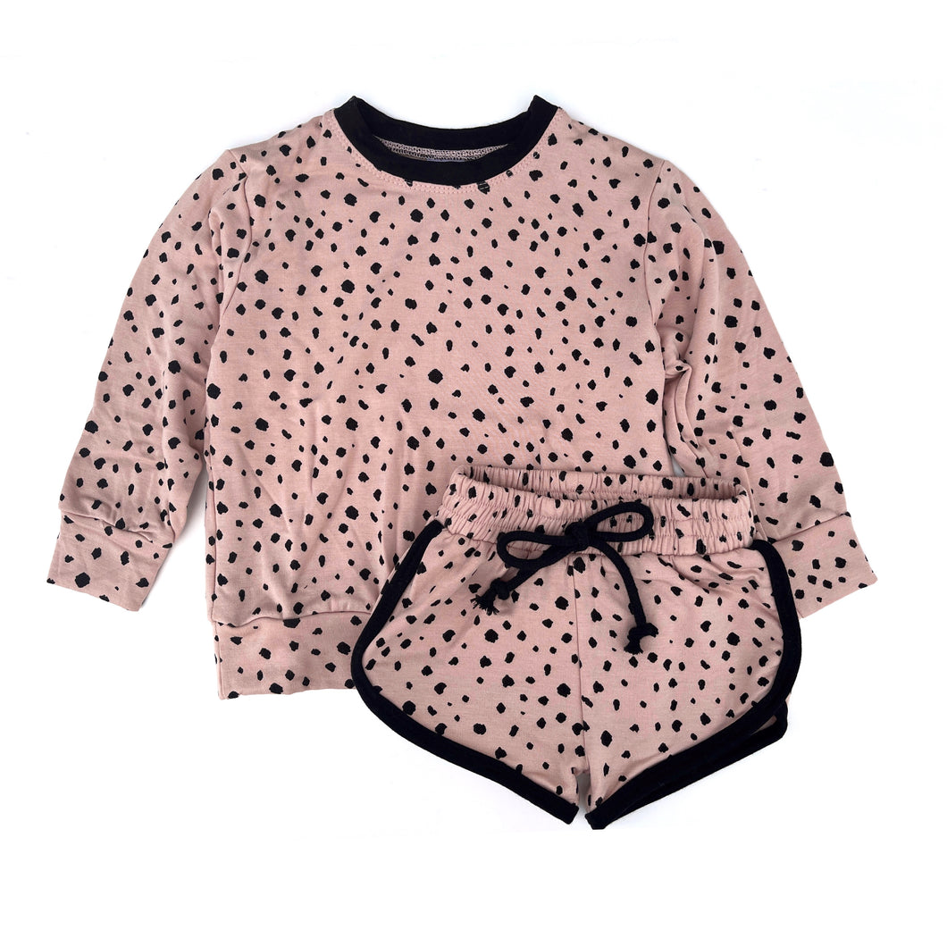 Sweatshirt and Shorts Set - Cheetah