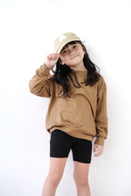 Load image into Gallery viewer, Oversized Sweatshirt - Mocha
