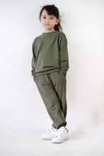 Load image into Gallery viewer, Joggers - Olive Green
