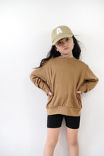 Load image into Gallery viewer, Oversized Sweatshirt - Mocha
